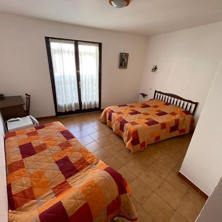 Motel Esterel มองเดอลิเยอลานาปูล ภายนอก รูปภาพ