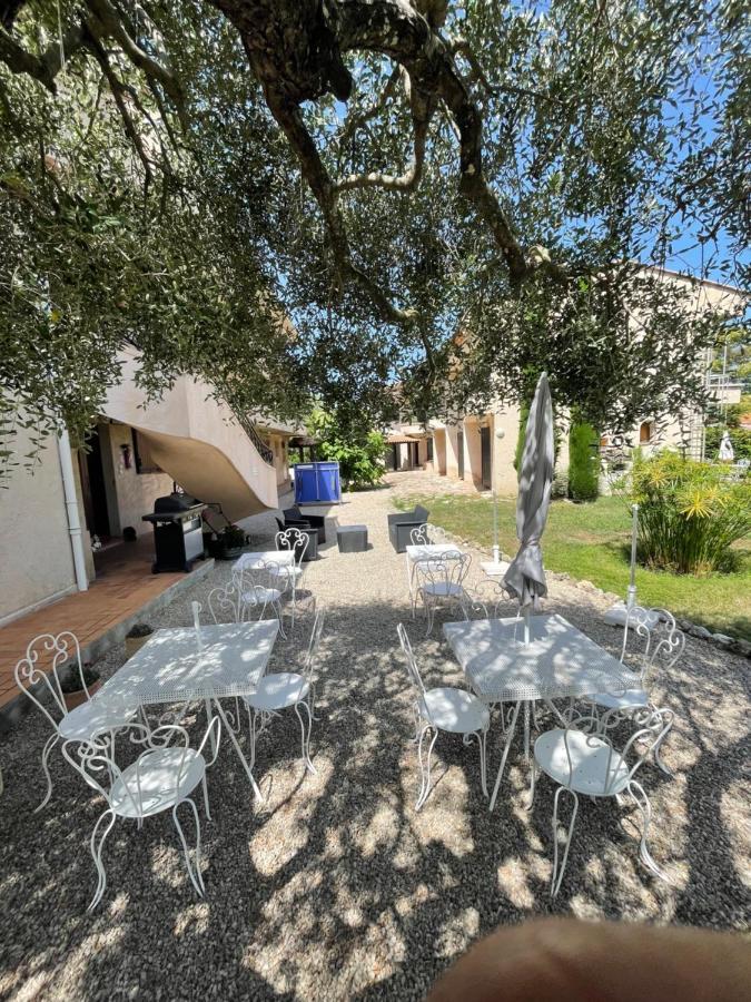 Motel Esterel มองเดอลิเยอลานาปูล ภายนอก รูปภาพ