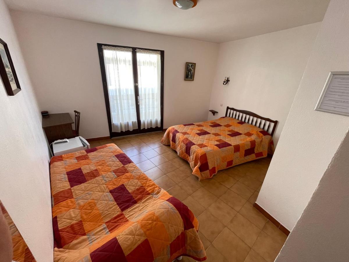 Motel Esterel มองเดอลิเยอลานาปูล ภายนอก รูปภาพ