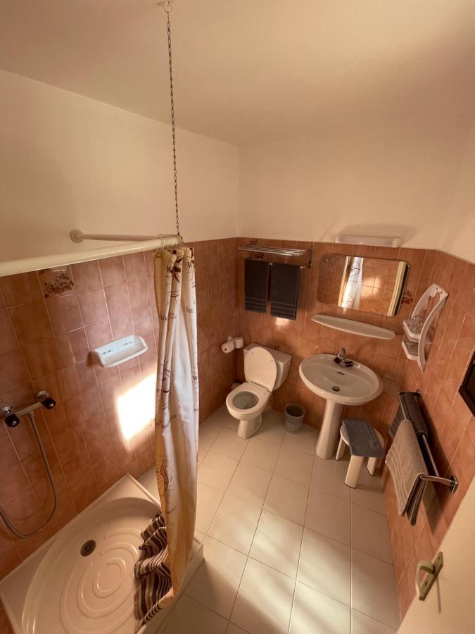 Motel Esterel มองเดอลิเยอลานาปูล ภายนอก รูปภาพ